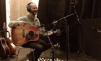 Guitarist Arto Boyadjian (NL)
