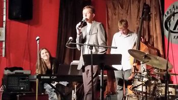 Pascal Pahl Quartet: Lara Driscoll (piano) Pascal Pahl (vocals), Mike Harmon (bass), Pete Manheim (drums), All Souls Jazz Festival Chicago https://www.facebook.com/allsoulsjazz/
