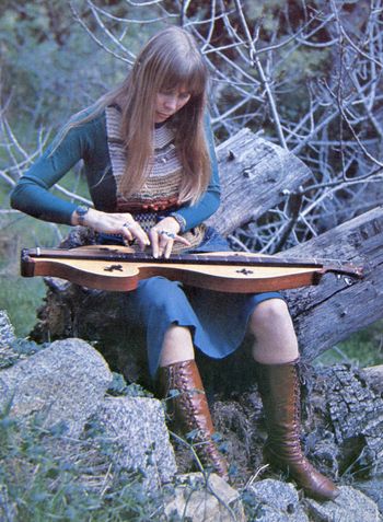 Joni Mitchell with the Princess Dulcimer, photo used courtesy of Joel Bernstein
