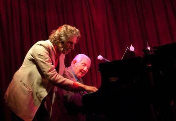 Duelling pianos with Dick Hughes ©Derby Chang
