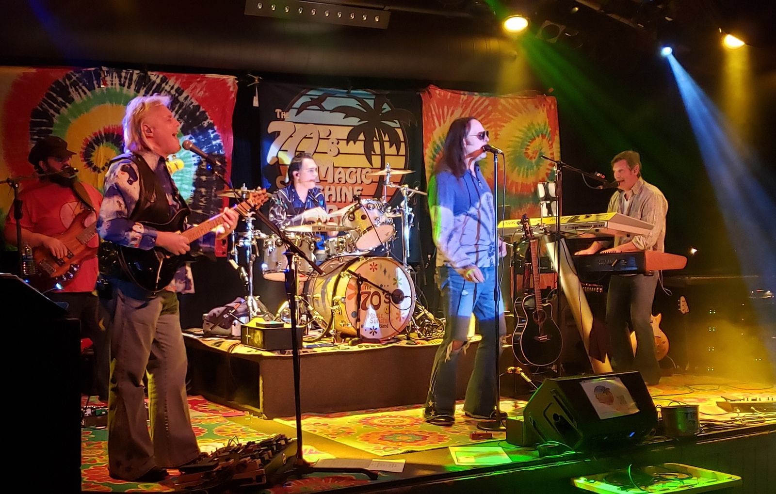 The 70's Magic Sunshine Band - Photos