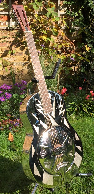 Michael messer deals blues resonator