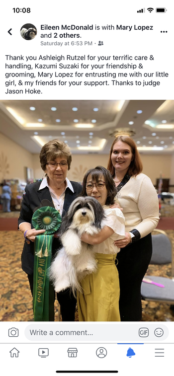 Fun at the national with Kazumi from Japan & handler Ashleigh Rutzel.
