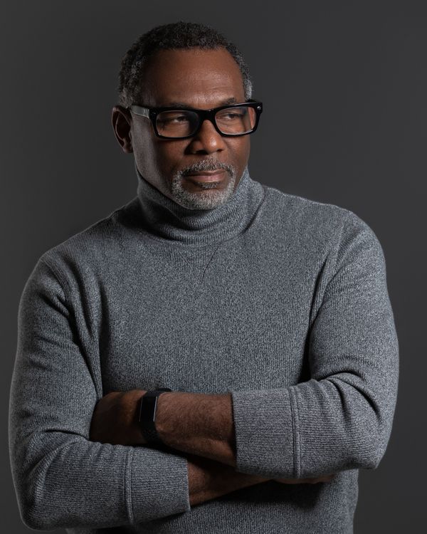 Eric Essix - Press Kit