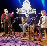 Radio Stranger's River City Folk Broadcast