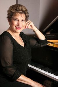 Carol Stein: The Piano Lady!