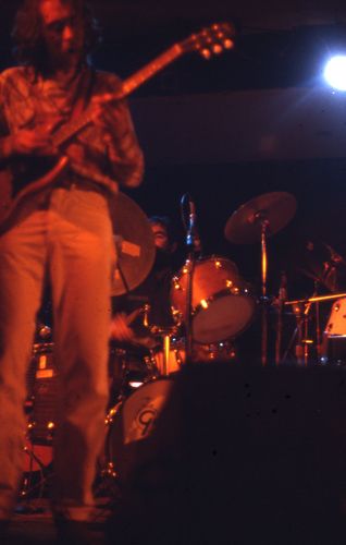 At My Father's Place, Roslyn. 1979? Not long after the dissolution of the Skydogs, I played briefly with "Masi and Cassidy." On this night, we were opening for Richie Havens. That's Bill Grillo on drums.
