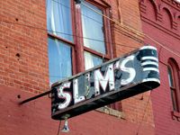 Slim's Bar and Grill