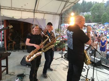 Karen Graves and Tom Keenlyside as the guest horn section at Kaslo Jazz Festival
