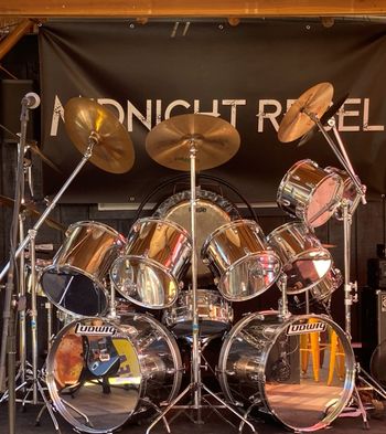 Jimmy on his chrome Ludwig drum kit
