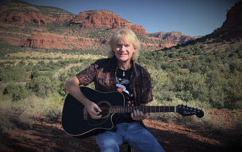 Mike Rust-Acoustic in Sedona, Arizona
