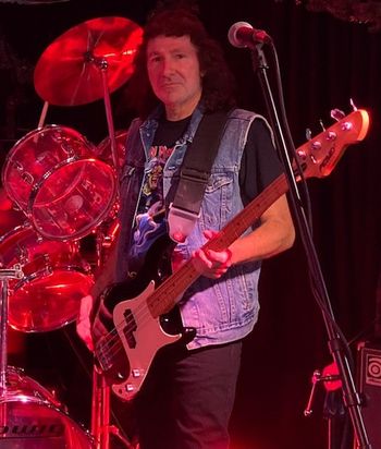 Dave Dejernett-Bass Guitar & Backing Vocals
