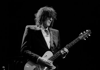 Terry McInturff, guitar
