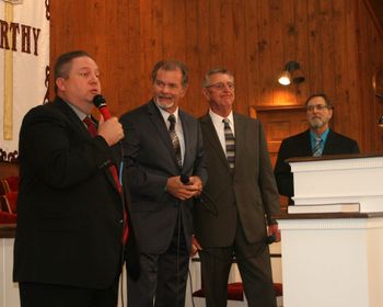 Quartet singing at Lee's Chapel
