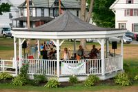 The Cobblestones Band performs 