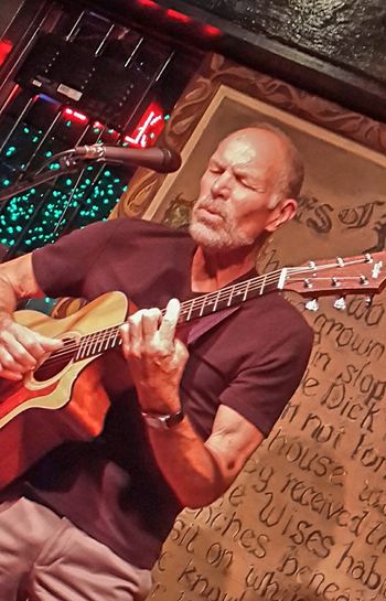 John Carl Escue at Green Oaks Tavern
