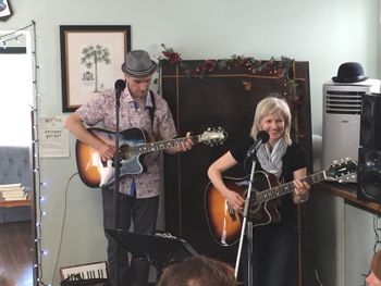 Strong Badger Coffeehouse - July 26th 2017 (Photo by Eagan Peters)
