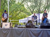 Theo's Loose Hinges Live at Rockmill Brewery in Lancaster, Ohio