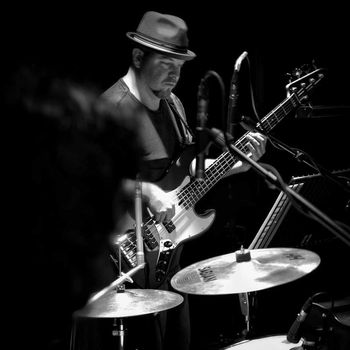 soundcheck w/Matthew Morrison @Hippodrome, London. Photo credit: Jimmy Emerzian
