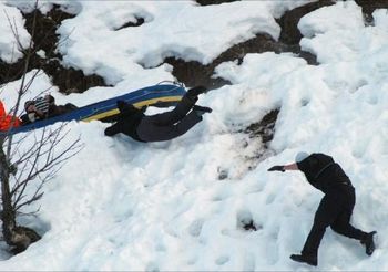 Youth group wreck on the slopes, all okay! Mt Adams WA
