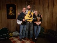 Queen's Bluegrass at Valley Tap House