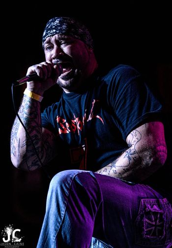 Fallen Stronger Singer Larry Smith Dec, 10th 2016 Photo by: Jason Cain Photography
