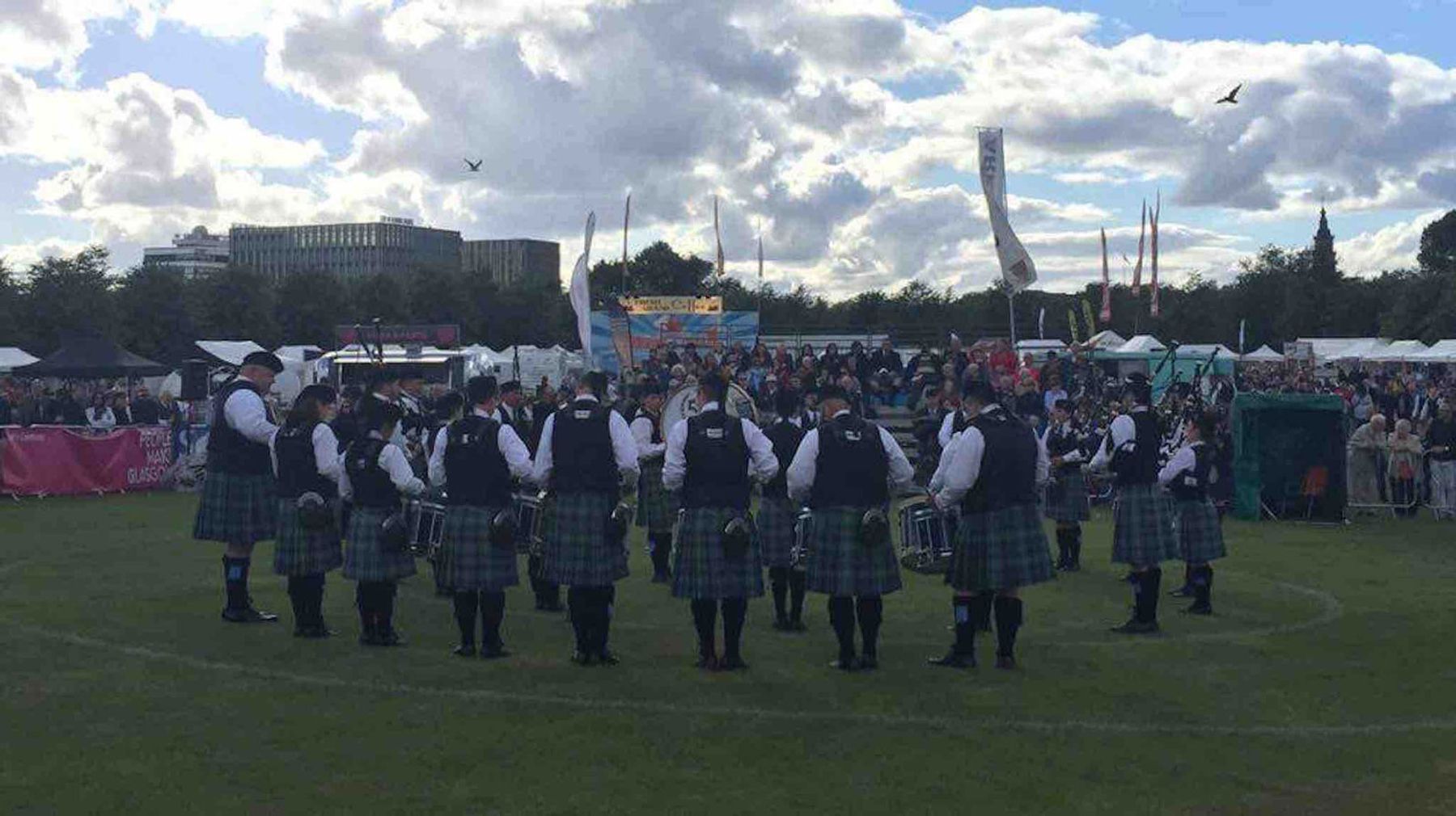 Pipe and clearance drum band