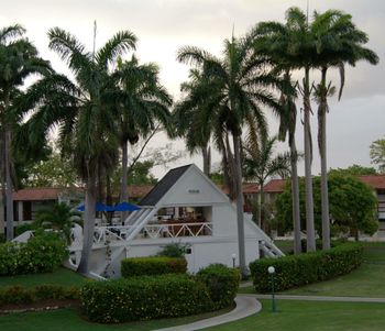 Grand Lido
