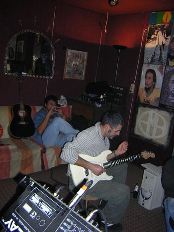 Nono Presta recording guitars

