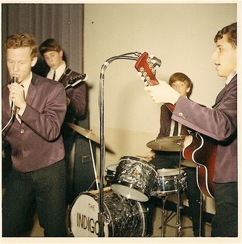 1965 The Indigos Bob's First Band
