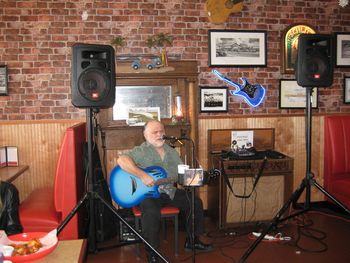 Rickey Godfrey at Pappa's Pizza Wings & Things
