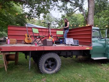 Truck stage at the pizza farm
