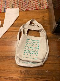 Dew Nears Yay painter’s bag