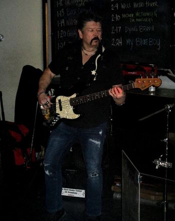 LARRY - HOWARD'S PUB 1-6-18
