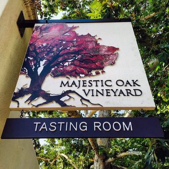 Majestic Oak Vineyard
