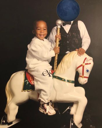 Davonte' - I don't remember this photo shoot happening, but I do remember the story behind it….but anyway, I want to go to an amusement park just by looking at this….AS ALWAYS!! 👦 🎠 📸 🙎
