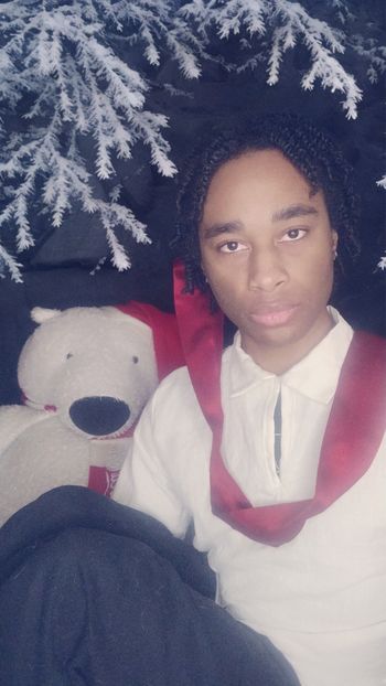 Davonte' - .The Polo Bear In The Snow.
🧍 🥶 ❄️ 🐻‍❄️
