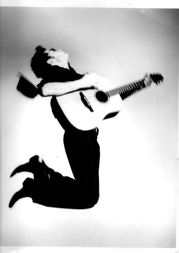 Steve jump 1988. Photo: Richie Smyth
