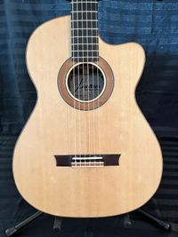 Nylon String Classical Crossover Guitar w/Cutaway