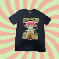 "Kamp out" T-Shirt