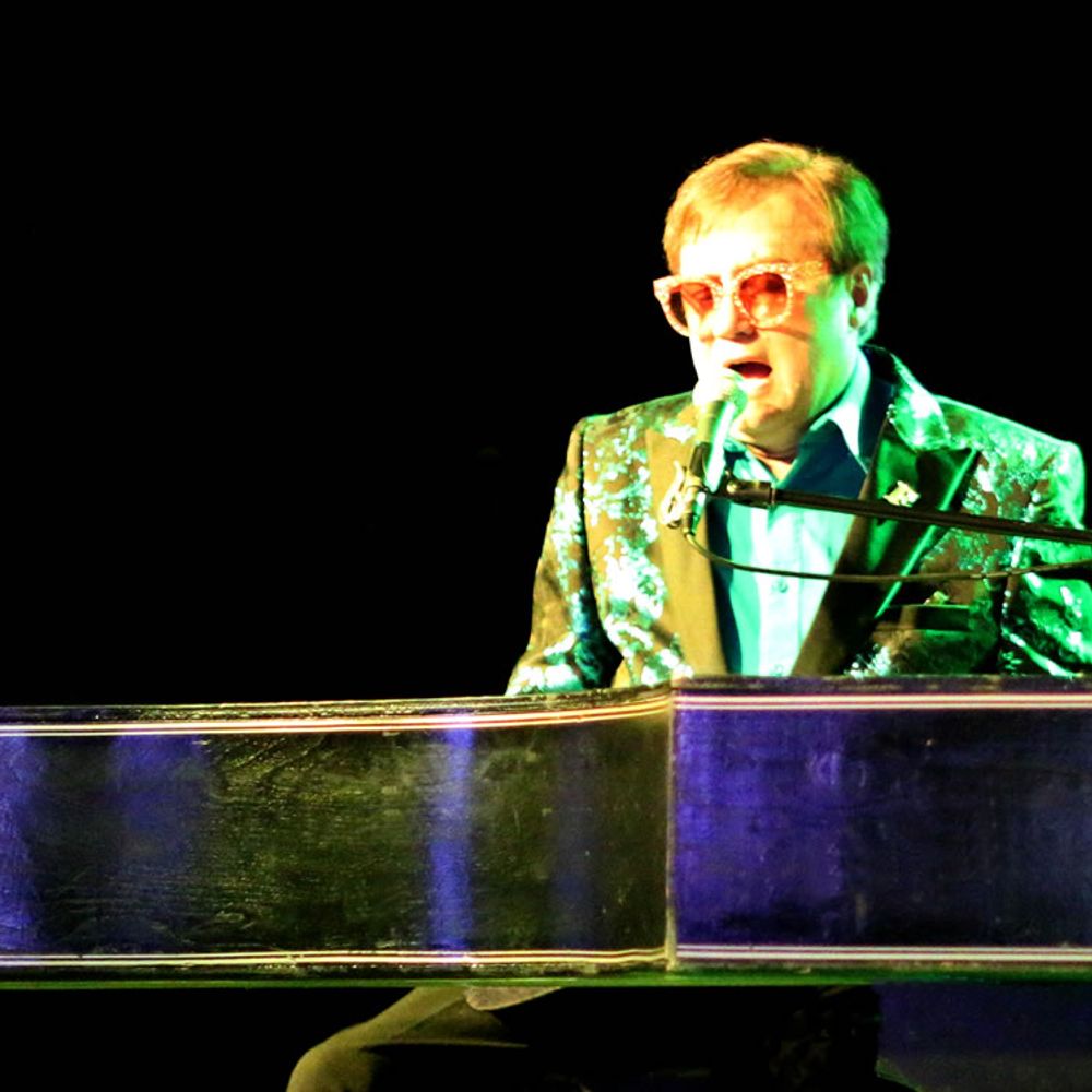 Stewart Logan Productions - Still Standing - Elton John Tribute Show