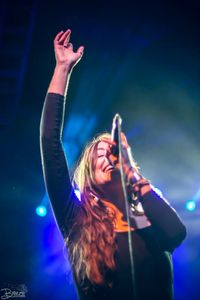 Ayla Nereo at The Well