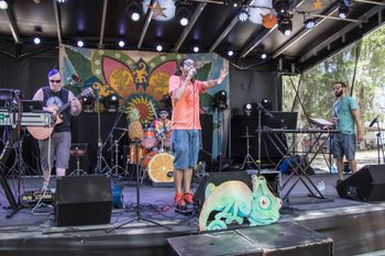 Jon Ditty performing at Orange Blossom Jamboree - 5/18/17 (Photo by Gypsyshooter)
