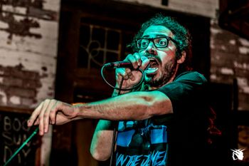 Jon Ditty performing at New World Brewery in Tampa, FL - 2/10/17 (Photo by Carnivalworks, LLC)
