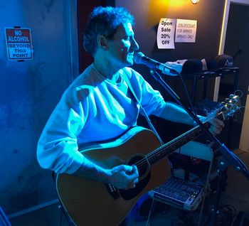Playing the "Jammer Cafe" Vancouver - December 2018
