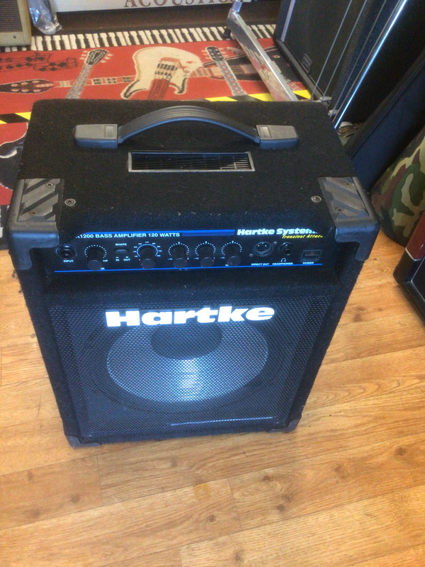 Hartke HA1200 Kickback 12