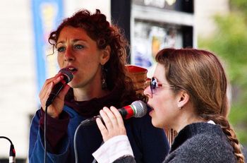 Music in the Square, Guelph. With Aimee Charbonneau. Photo: Randy Sutherland
