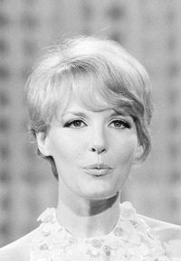 Petula Clark and Hits of the 60s