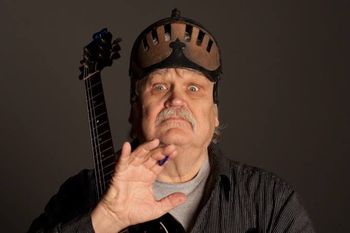 Col.Bruce Hampton
