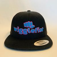 snapback hat